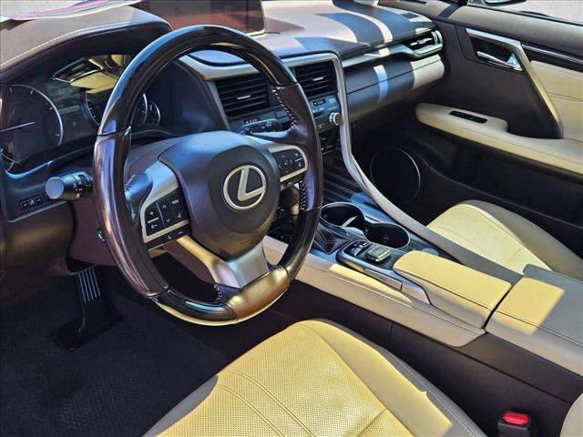 Used 2019 Lexus RX 350L Luxury w/ Accessory Package FWD image 10