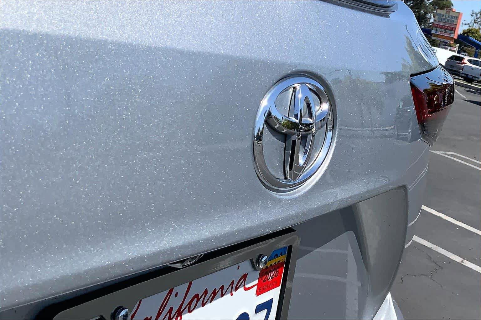 Used 2023 Toyota Highlander Limited FWD image 30