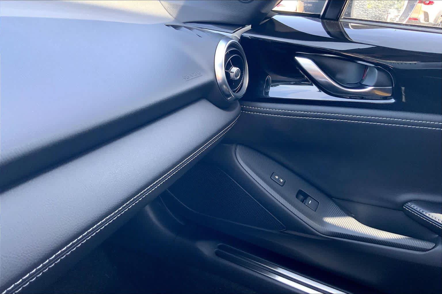 New 2026 MAZDA MX-5 Miata RF Grand Touring RWD image 19