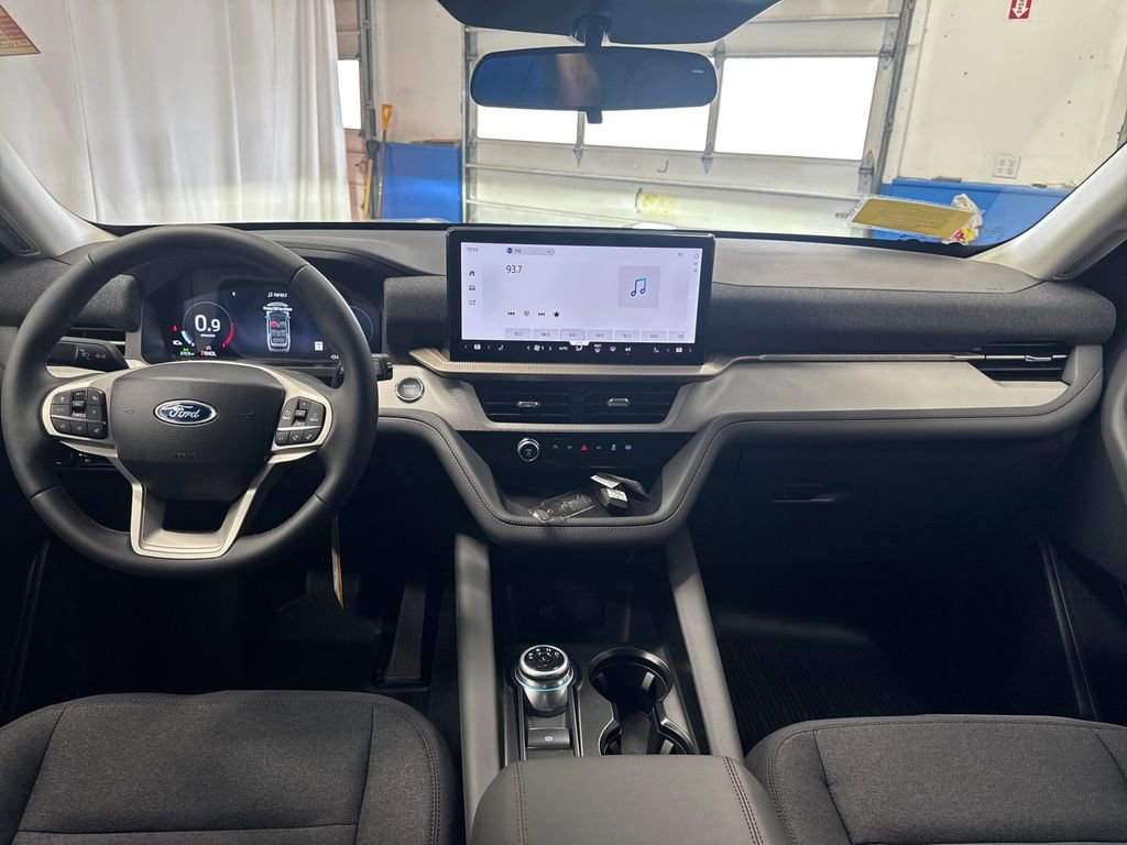 New 2026 Ford Explorer Active AWD/4WD image 12