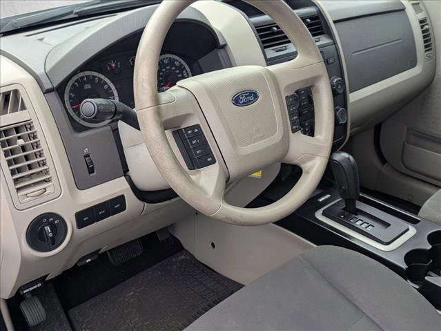 Used 2012 Ford Escape XLS FWD image 7