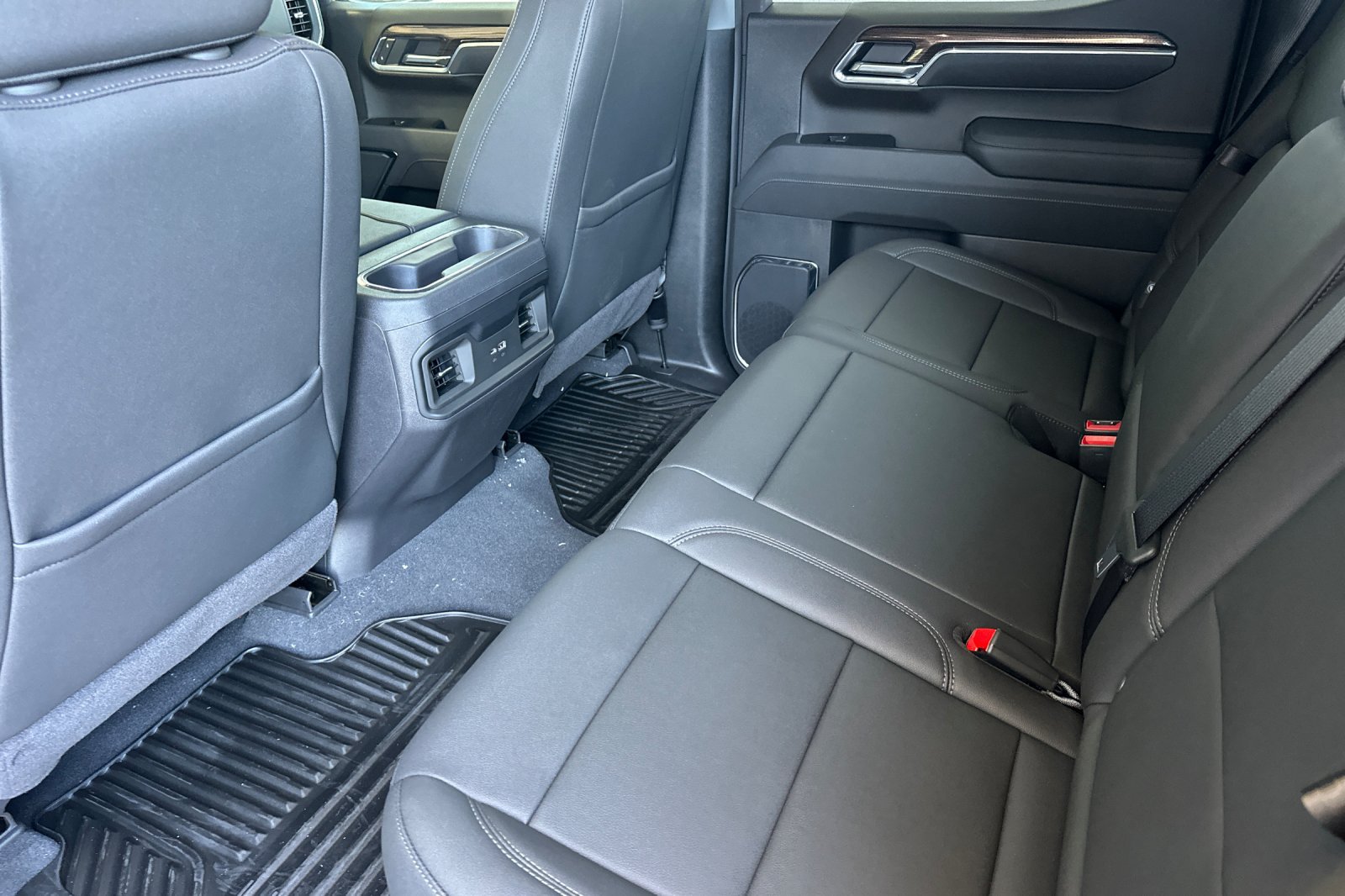 New 2026 Chevrolet Silverado 1500 RST w/ Z71 Off-Road Package AWD/4WD image 13
