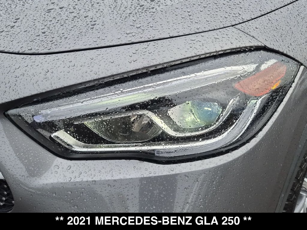 Certified 2021 Mercedes-Benz GLA 250 4MATIC image 15