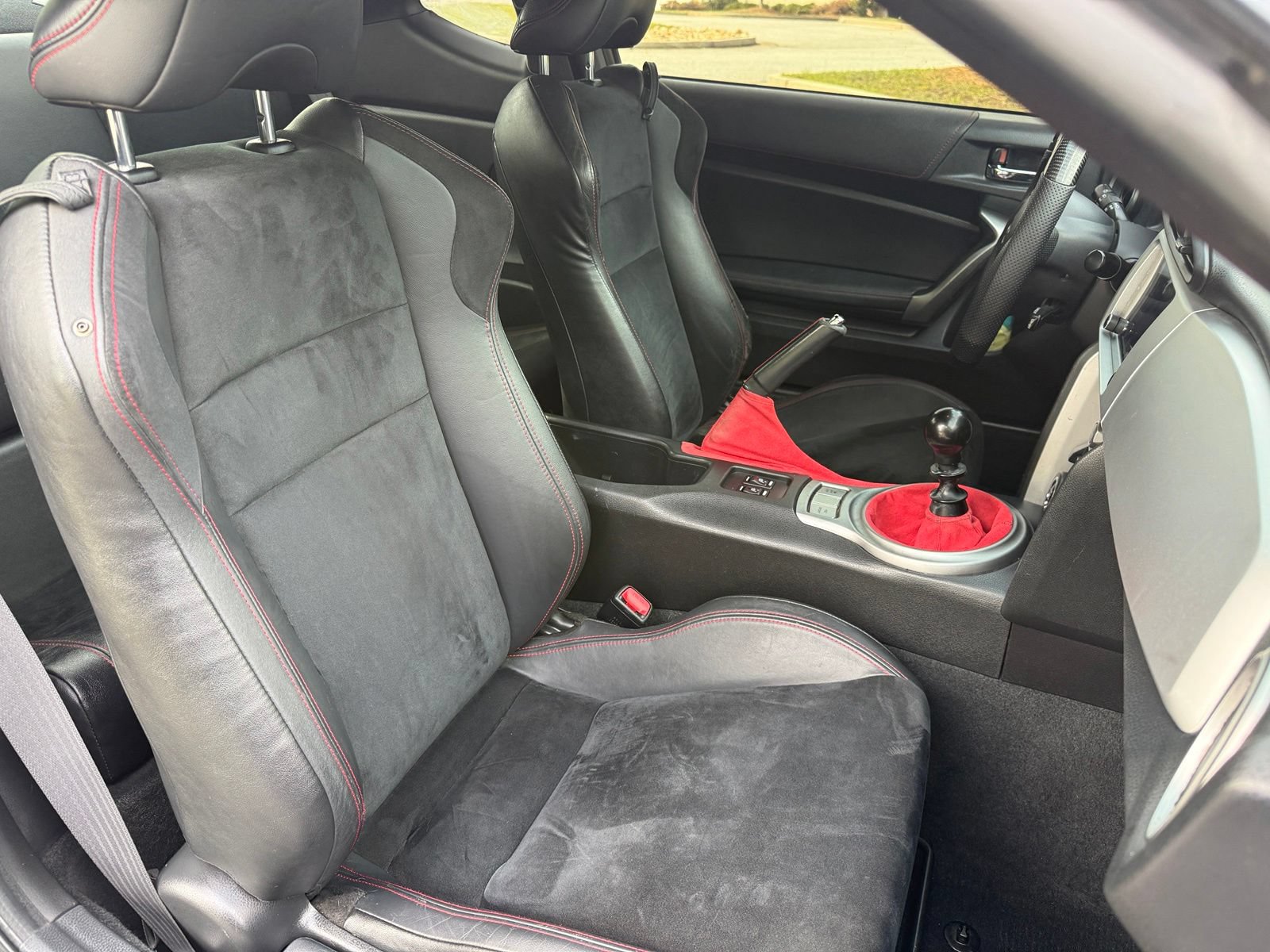 Used 2013 Subaru BRZ Limited RWD image 35