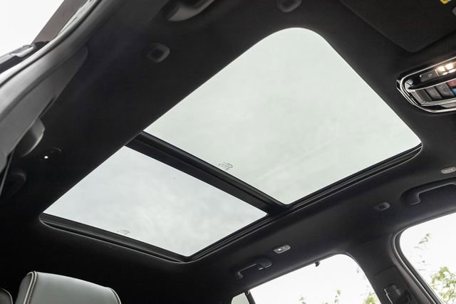 Used 2024 Jeep Grand Cherokee Summit w/ High Altitude Package image 12