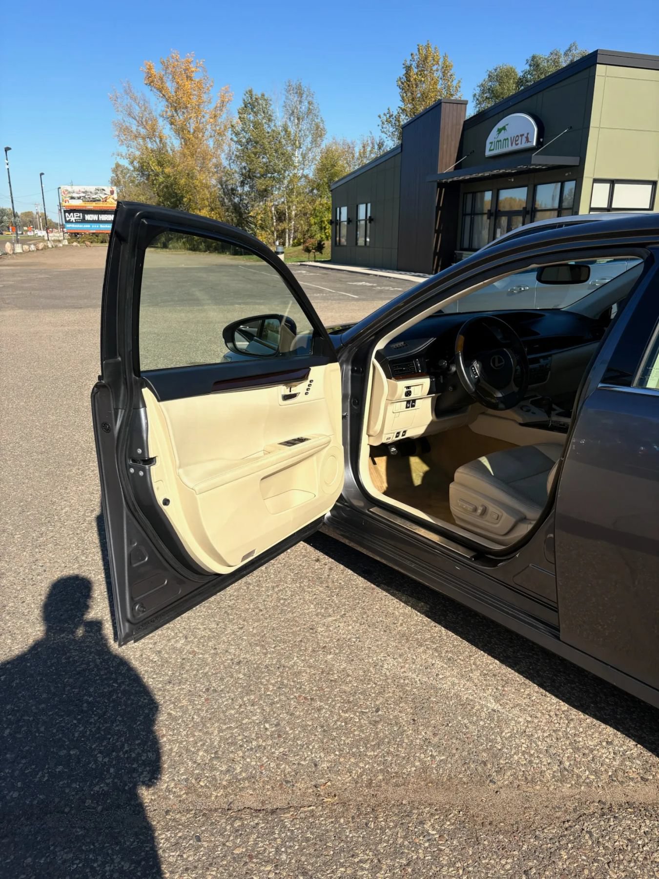 Used 2014 Lexus ES 350 w/ Luxury Package FWD image 10