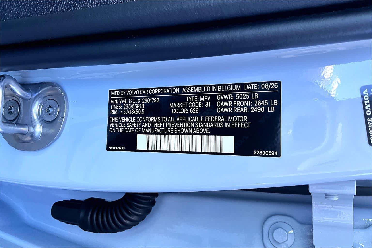 New 2026 Volvo XC40 B5 Core w/ Protection Package Premier AWD/4WD image 12