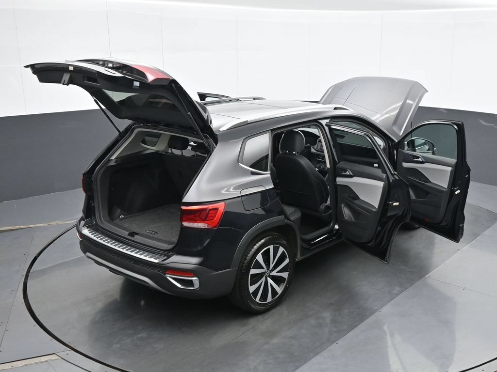 Used 2022 Volkswagen Taos SE AWD/4WD image 39