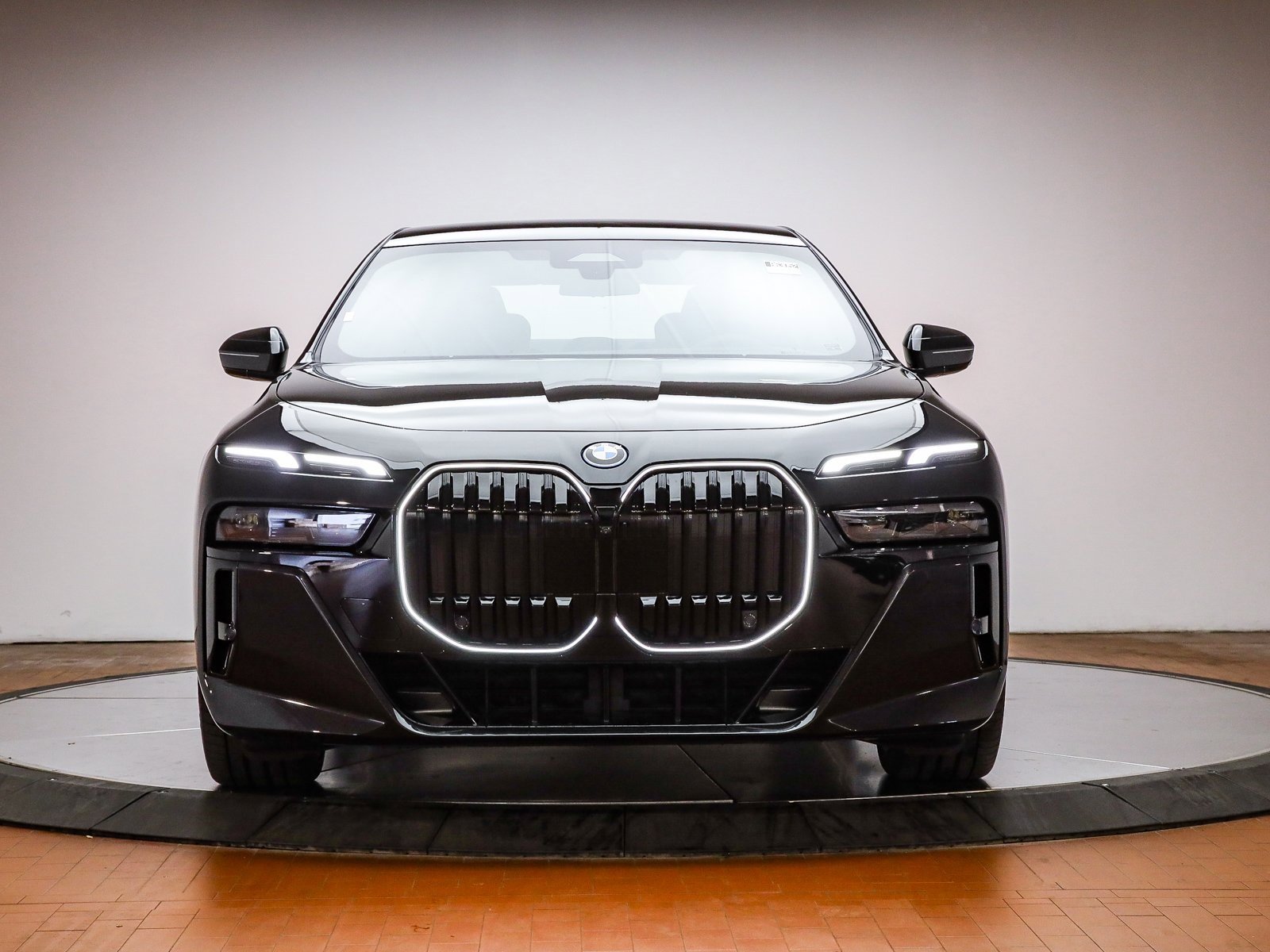 New 2026 BMW i7 eDrive50 w/ M Sport Package image 2