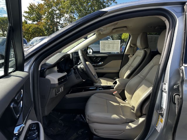 Certified 2023 Lincoln Corsair AWD w/ Equipment Group 101A image 19
