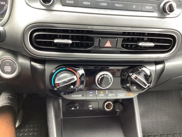 Certified 2023 Hyundai Kona SEL FWD image 25