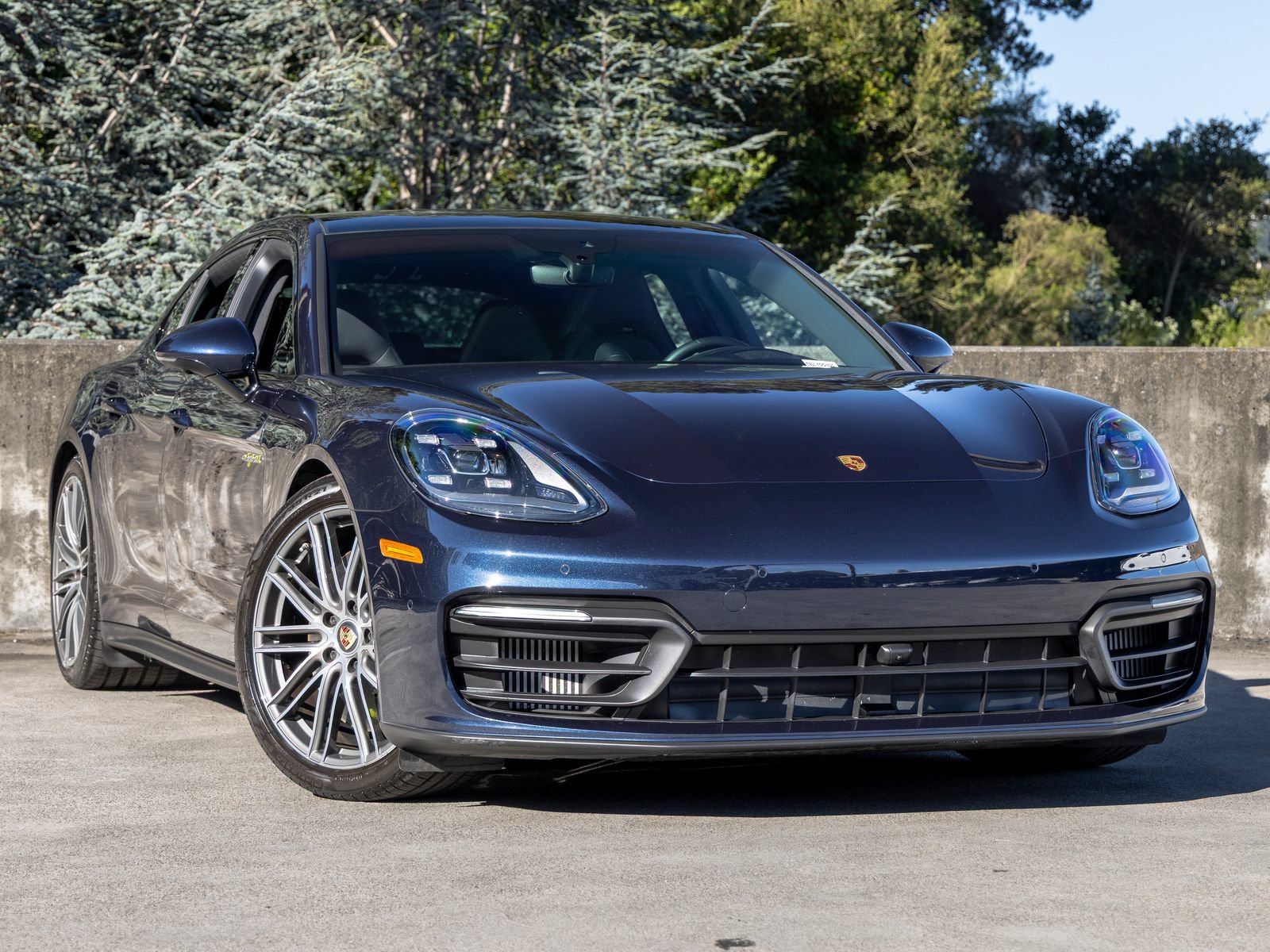 Certified 2022 Porsche Panamera 4S AWD/4WD image 6