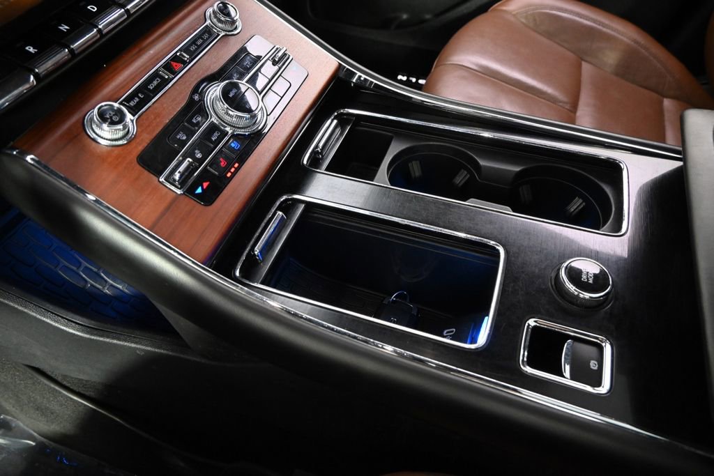 Used 2023 Lincoln Aviator Reserve w/ Equipment Group 201A AWD/4WD image 34