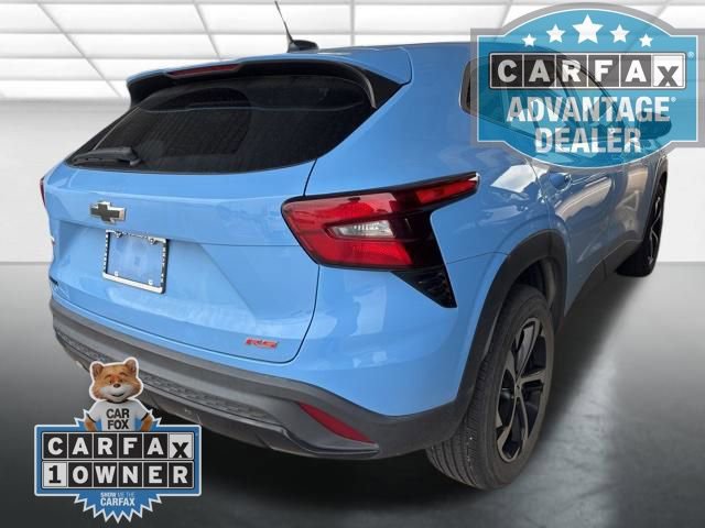 Used 2024 Chevrolet Trax RS w/ Sunroof Package FWD image 7