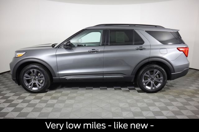 Used 2023 Ford Explorer XLT w/ Equipment Group 202A image 9
