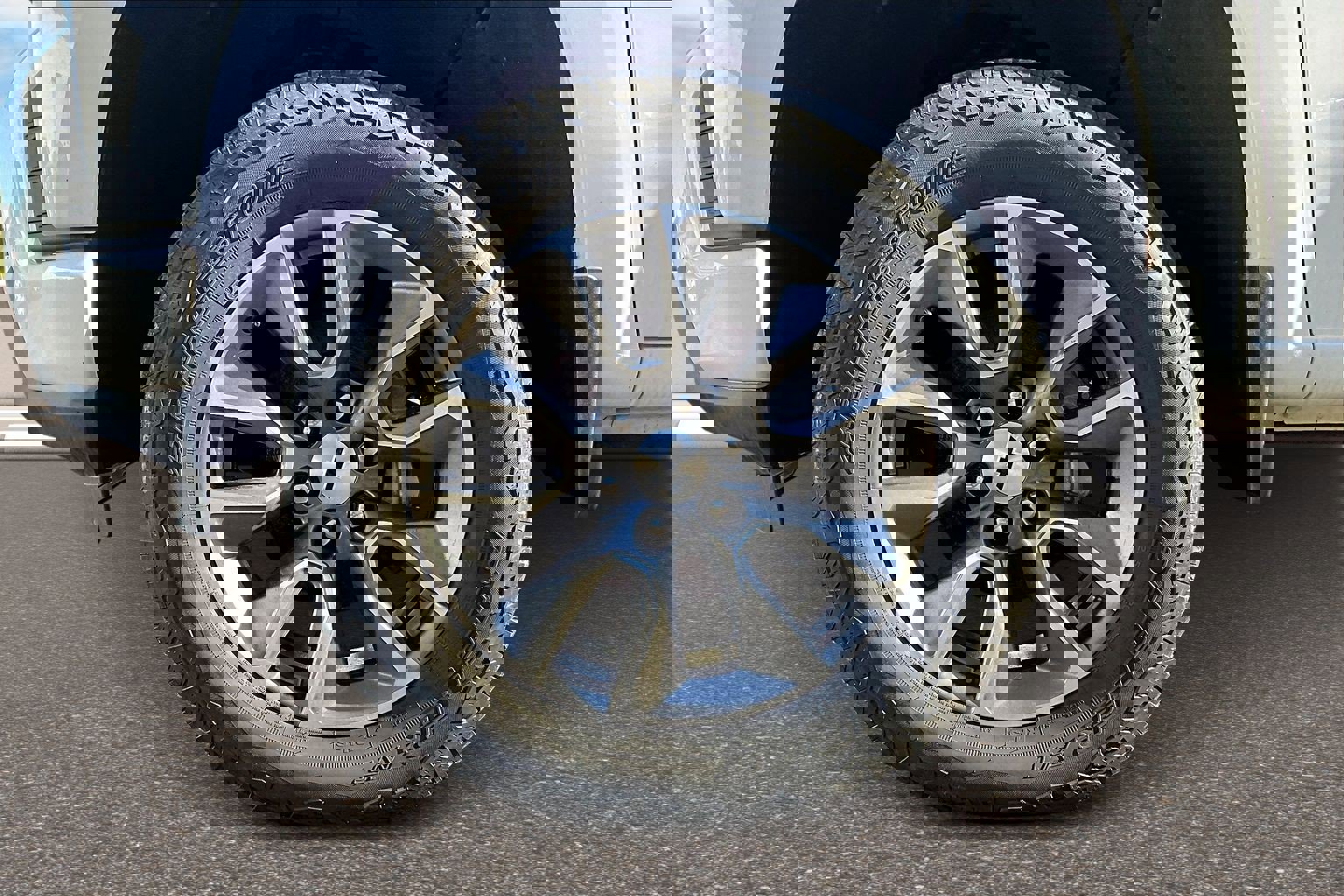 Used 2020 Chevrolet Silverado 1500 RST w/ RST Value Package image 25