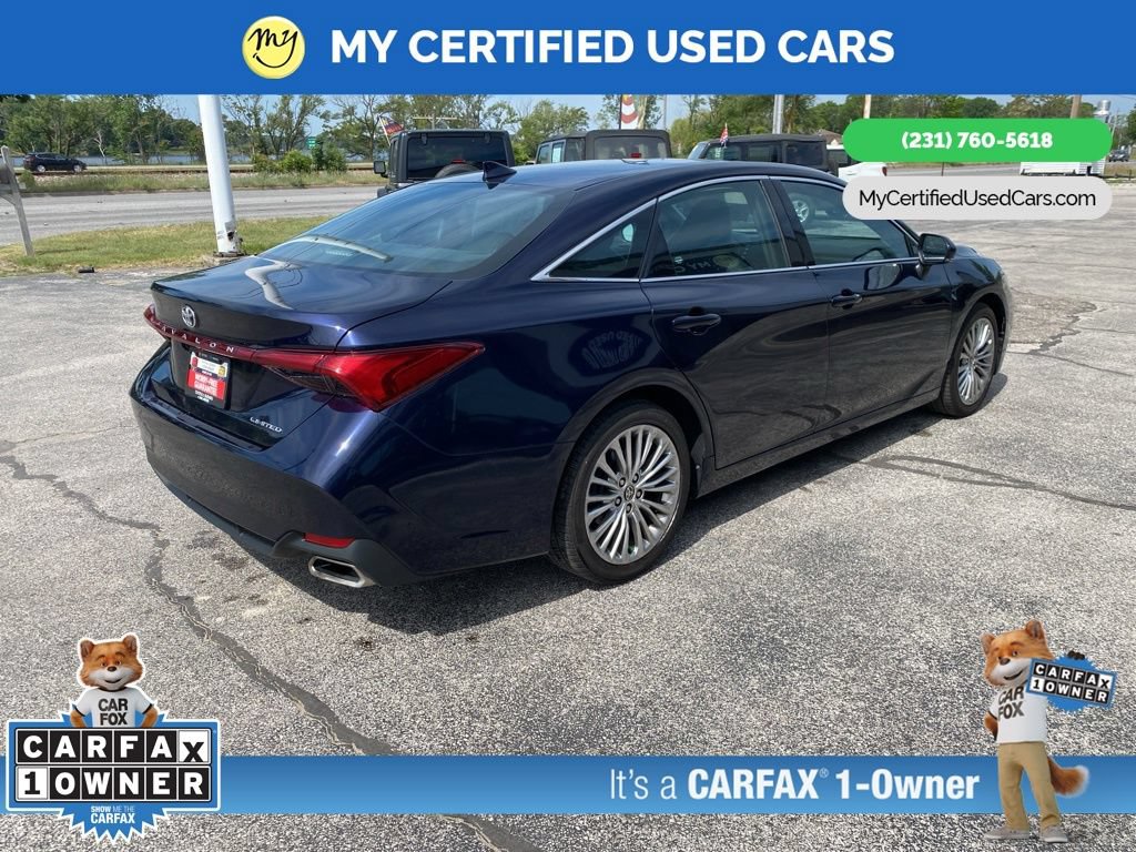 Used 2022 Toyota Avalon Limited FWD image 5