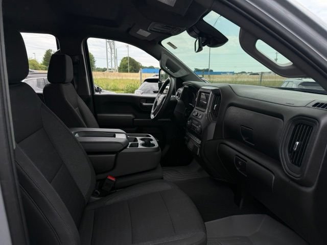 Used 2024 Chevrolet Silverado 2500 Custom w/ Custom Value Package AWD/4WD image 15