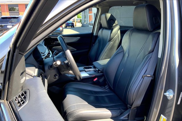 Certified 2024 Acura MDX SH-AWD w/ Technology Package image 25