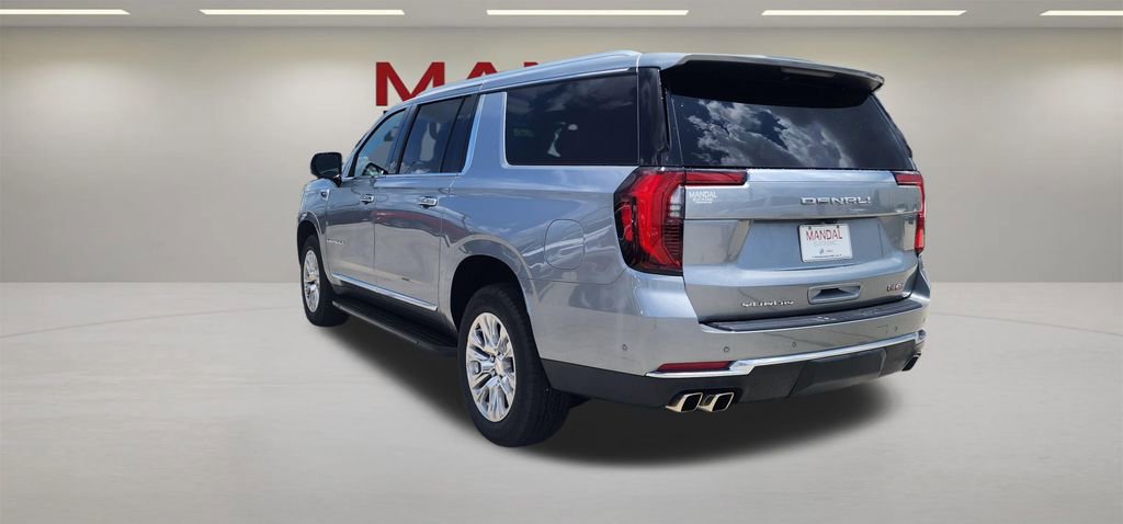 Used 2025 GMC Yukon XL Denali RWD image 7