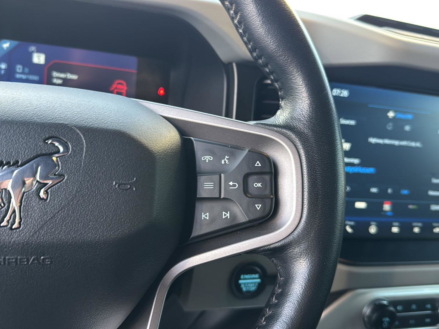 Used 2021 Ford Bronco Badlands image 19