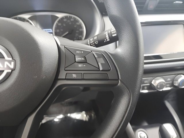 Used 2024 Nissan Kicks S image 22