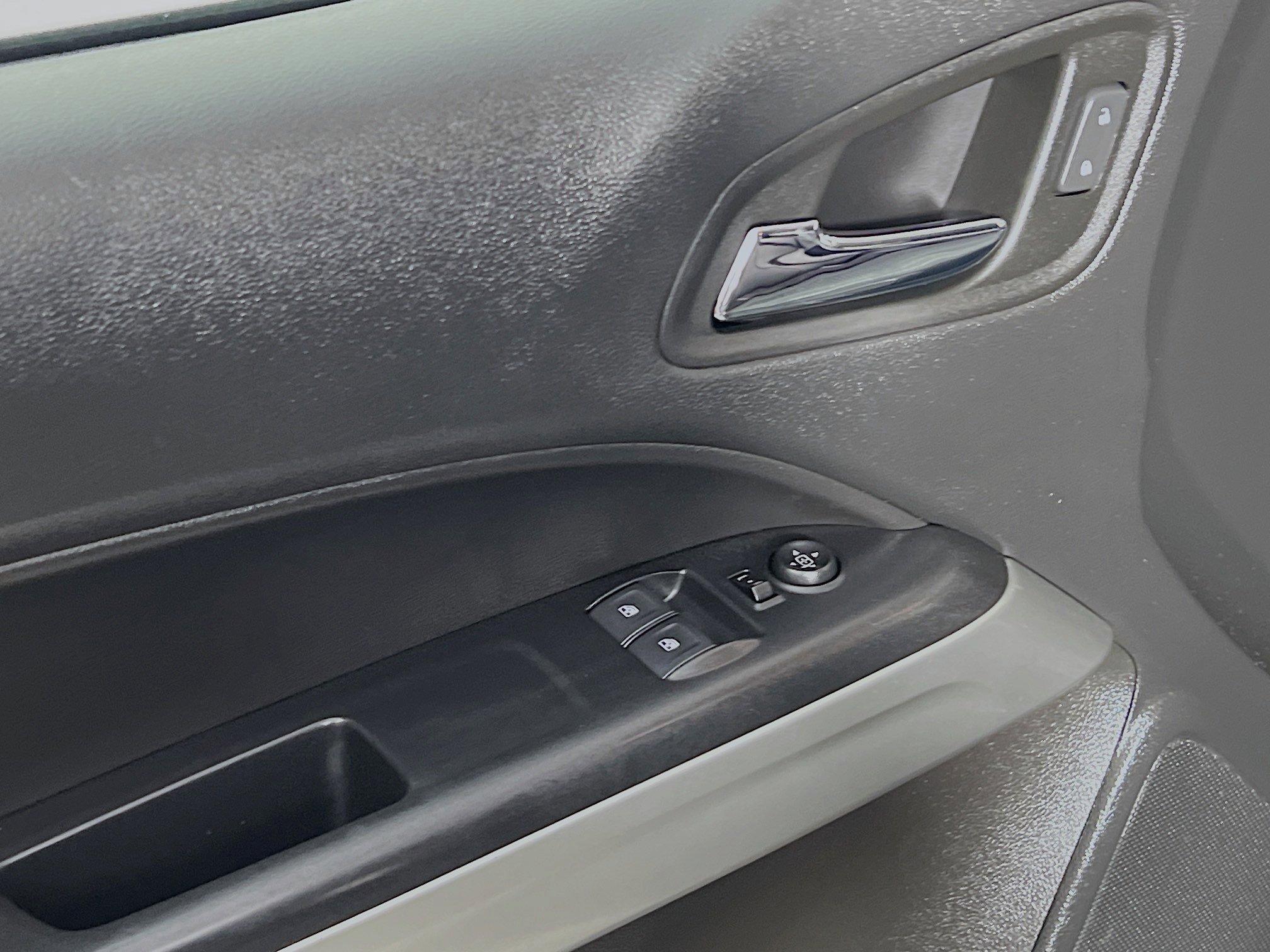 Used 2022 Chevrolet Colorado LT w/ Fleet Safety Package image 17