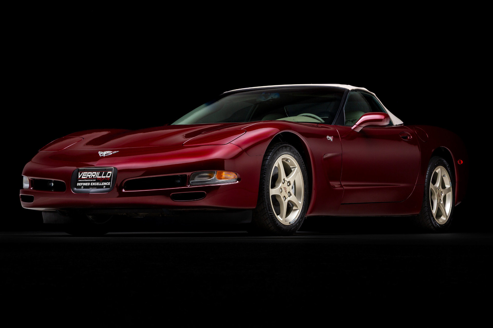 Used 2003 Chevrolet Corvette 50th Anniversary Edition w/ Preferred Equipment Group1 image 10