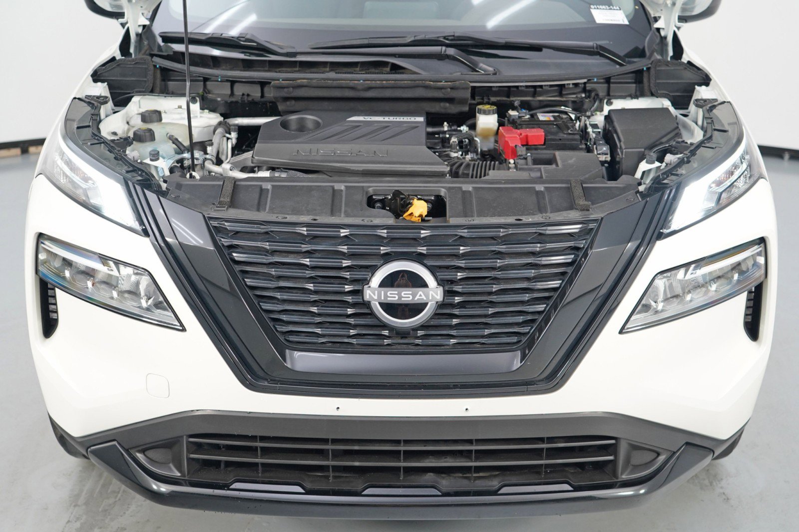 Used 2023 Nissan Rogue SV w/ SV Premium B Package FWD image 7