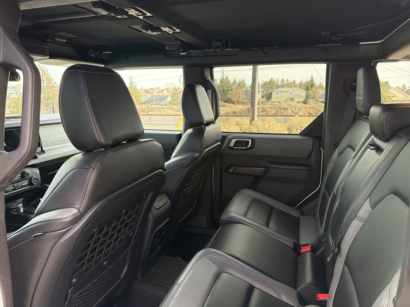 Used 2024 Ford Bronco Black Diamond image 19