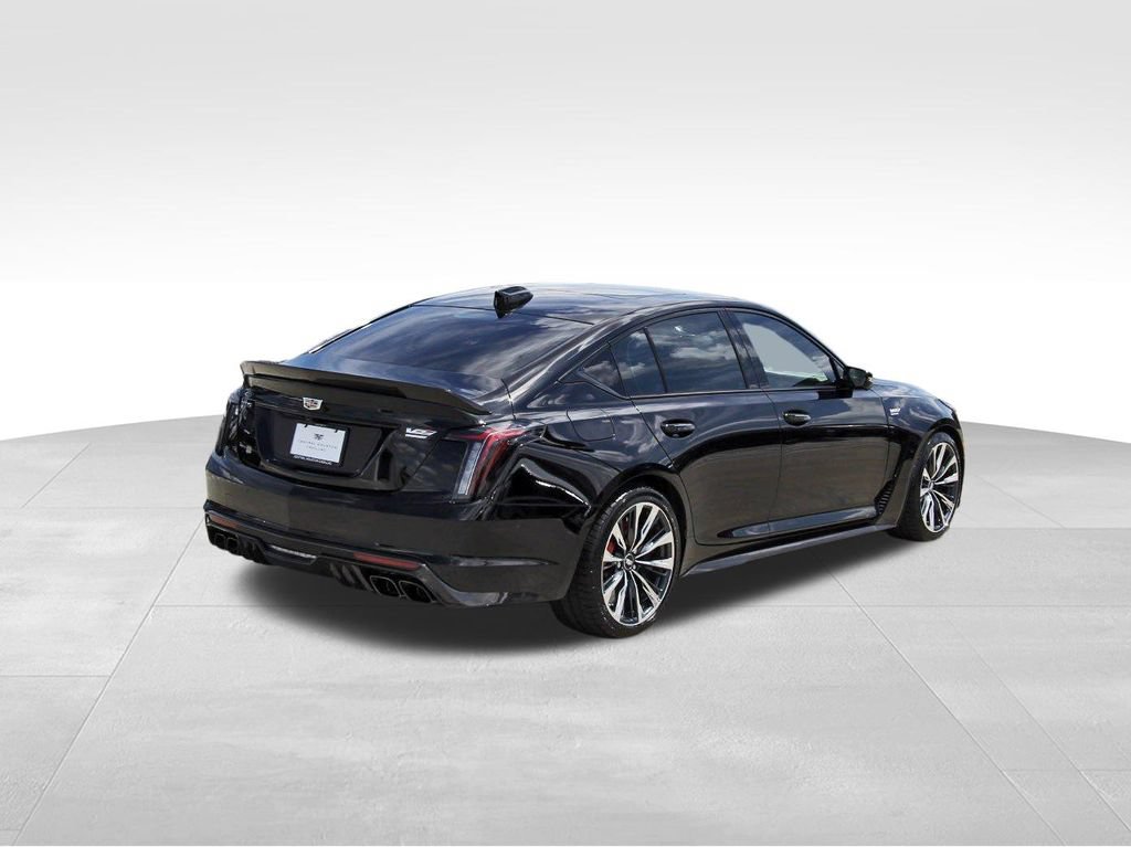 New 2026 Cadillac CT5 V Blackwing w/ Carbon Fiber 2 Package RWD image 4
