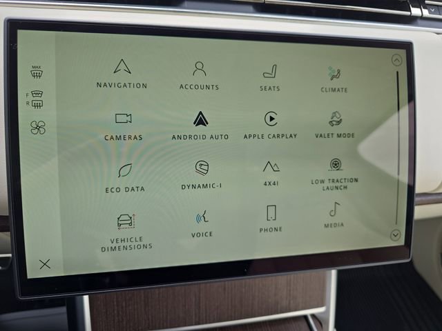 New 2026 Land Rover Range Rover SE image 16