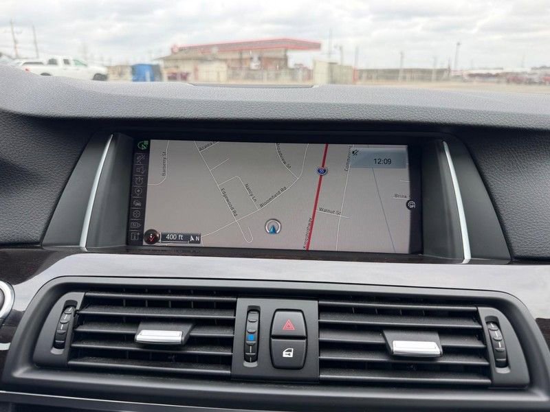 Used 2016 BMW 528i xDrive Sedan w/ Premium Package image 14