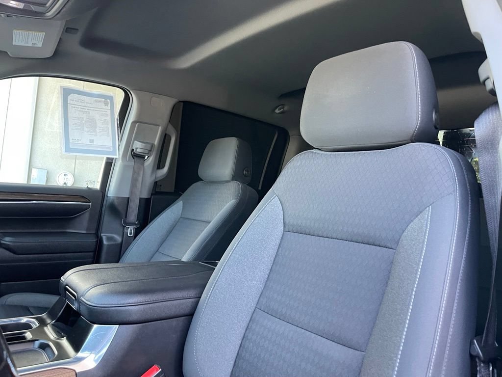 Used 2023 Chevrolet Silverado 1500 LT Trail Boss AWD/4WD image 11