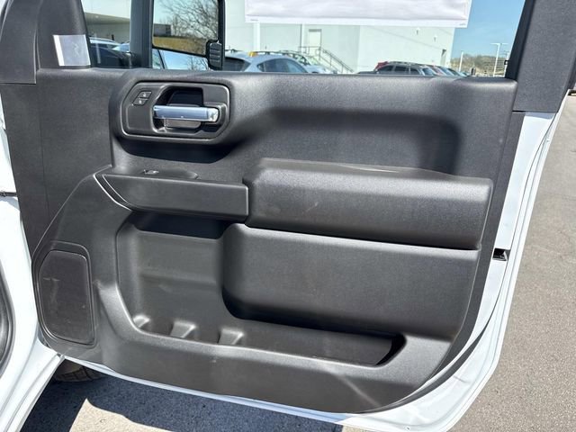 New 2026 GMC Sierra 3500 Pro w/ Convenience Package image 16