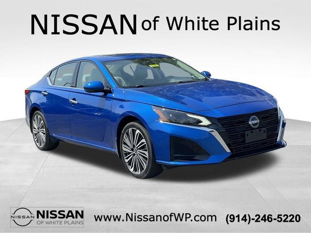 Used 2025 Nissan Altima 2.5 SL AWD/4WD image 3