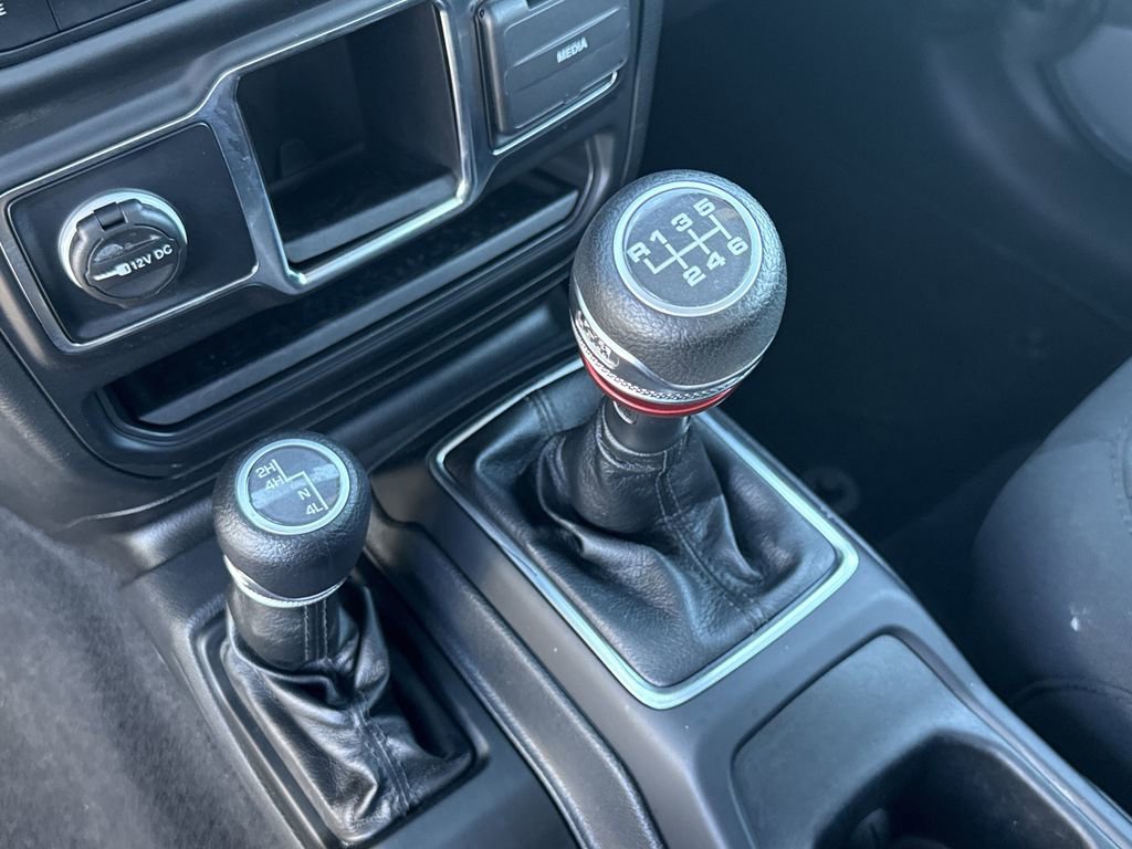 Used 2022 Jeep Gladiator Sport w/ Trailer Tow Package image 31