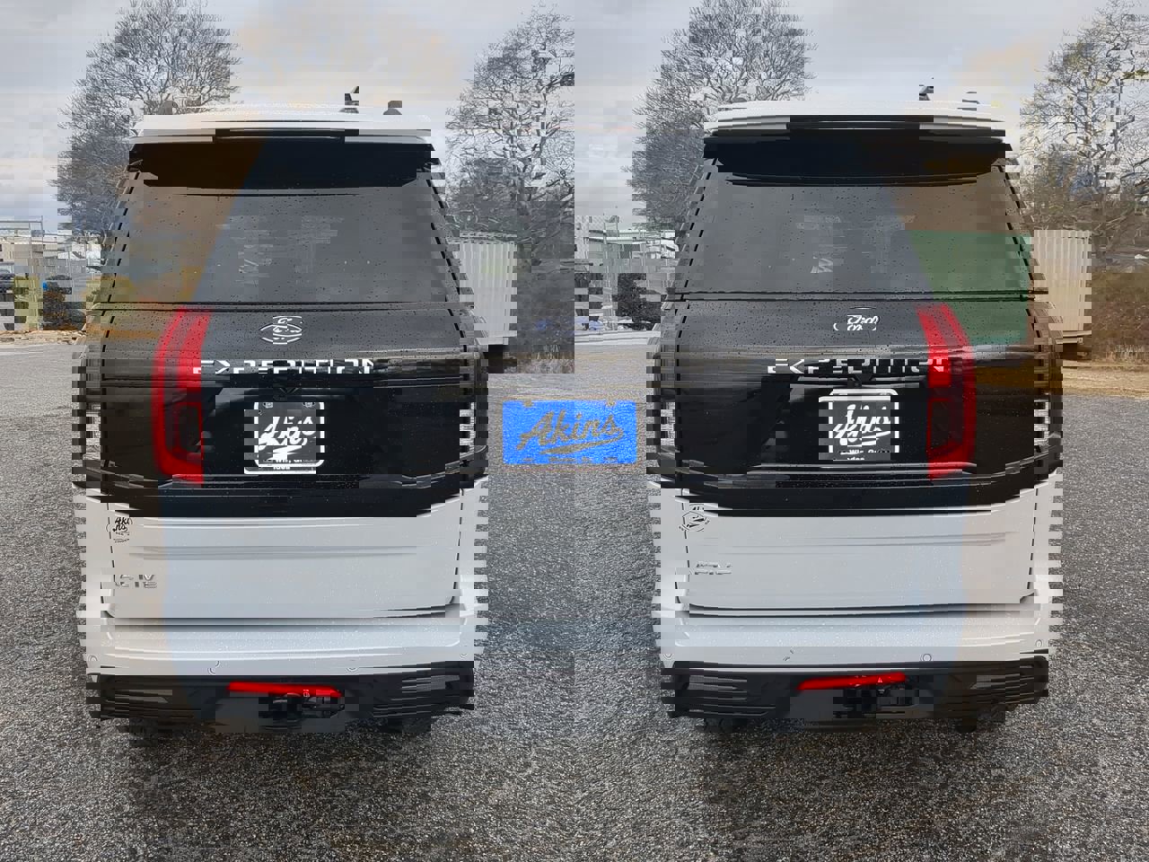 New 2026 Ford Expedition Active image 4