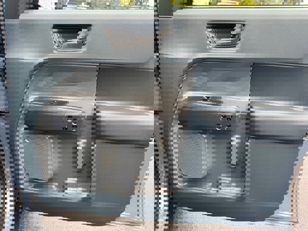 New 2025 Ford Maverick XLT w/ Black Appearance Package image 22