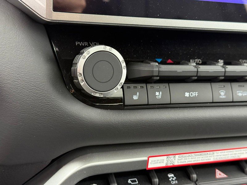 New 2025 Toyota Tundra Platinum image 19