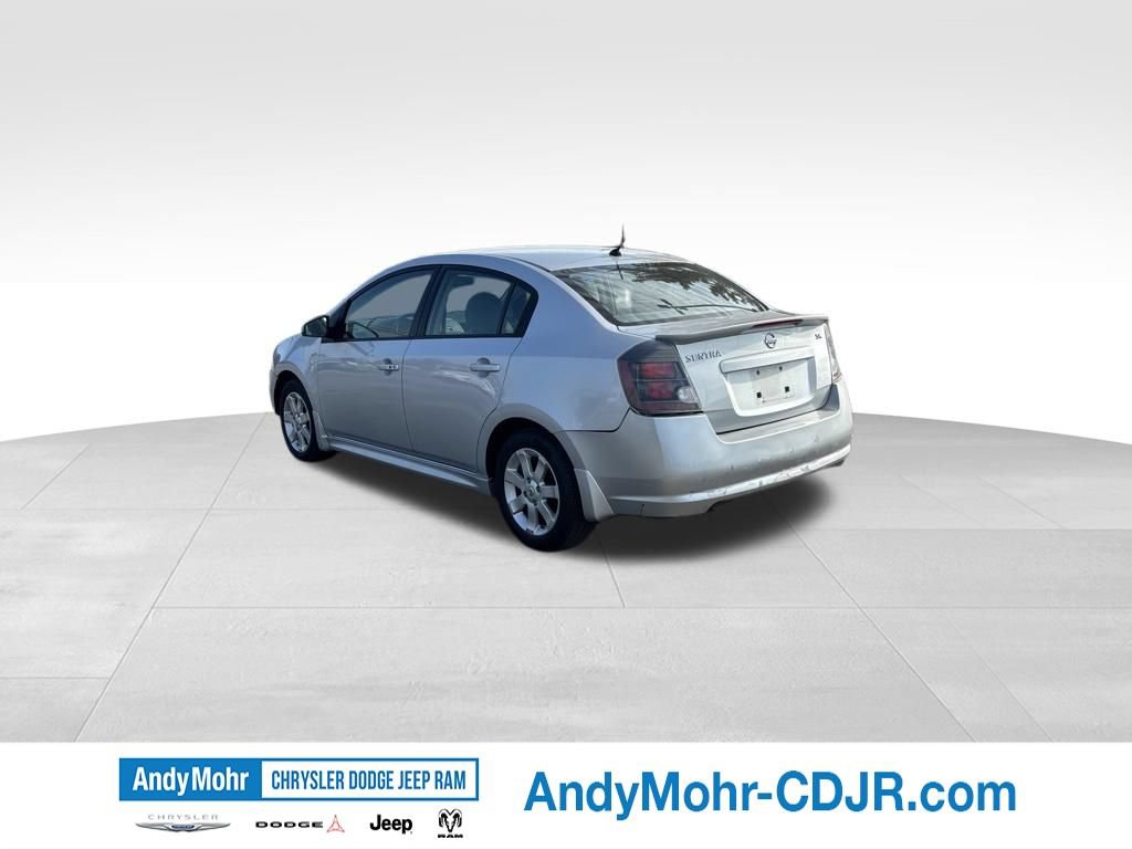 Used 2010 Nissan Sentra 2.0 SR w/ Convenience Pkg FWD image 5