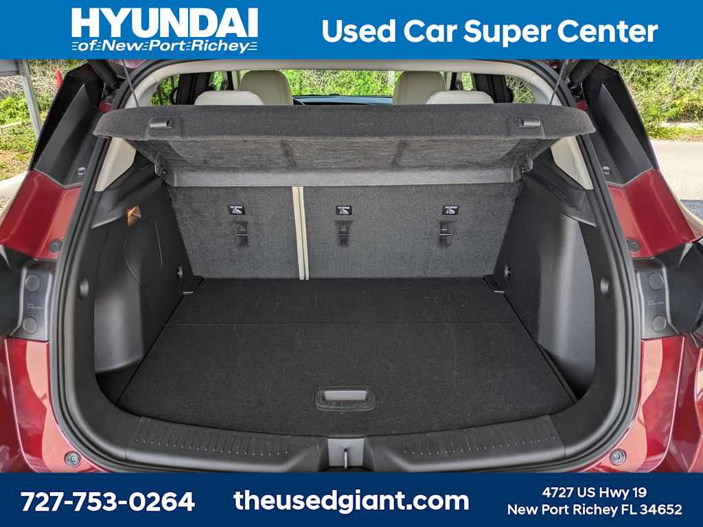 Used 2024 Buick Encore GX Avenir w/ Avenir Convenience Package AWD/4WD image 12