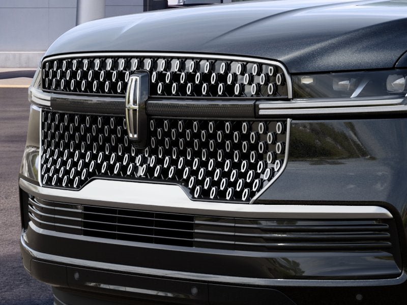 New 2027 Lincoln Navigator Reserve AWD/4WD image 17