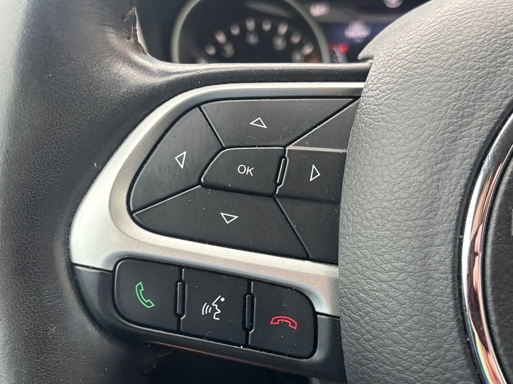 Used 2019 Jeep Compass Limited FWD image 19