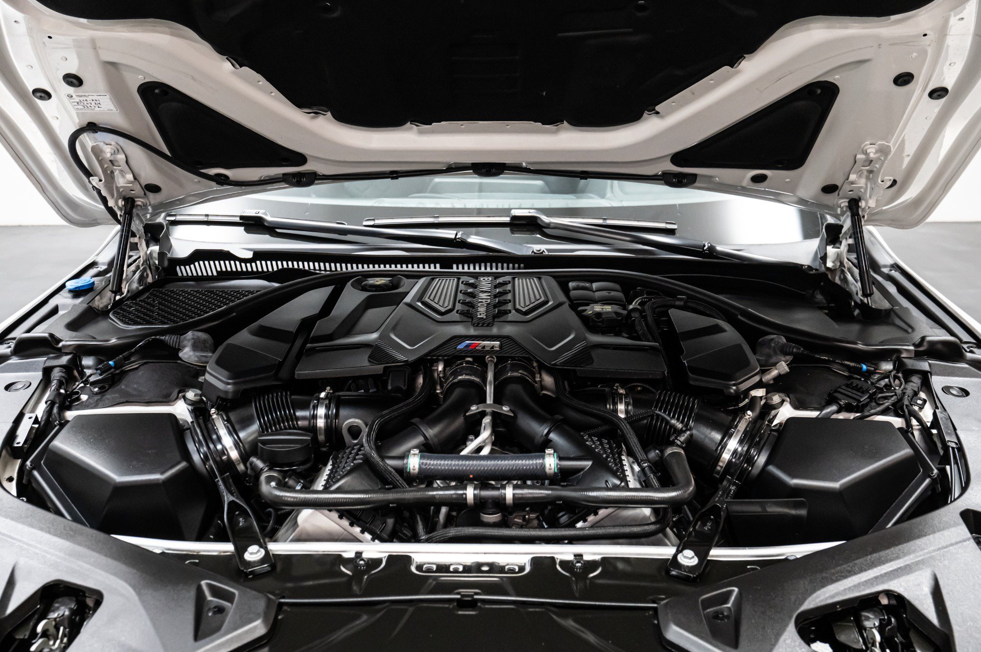 Used 2022 BMW M8 Competition AWD/4WD image 42