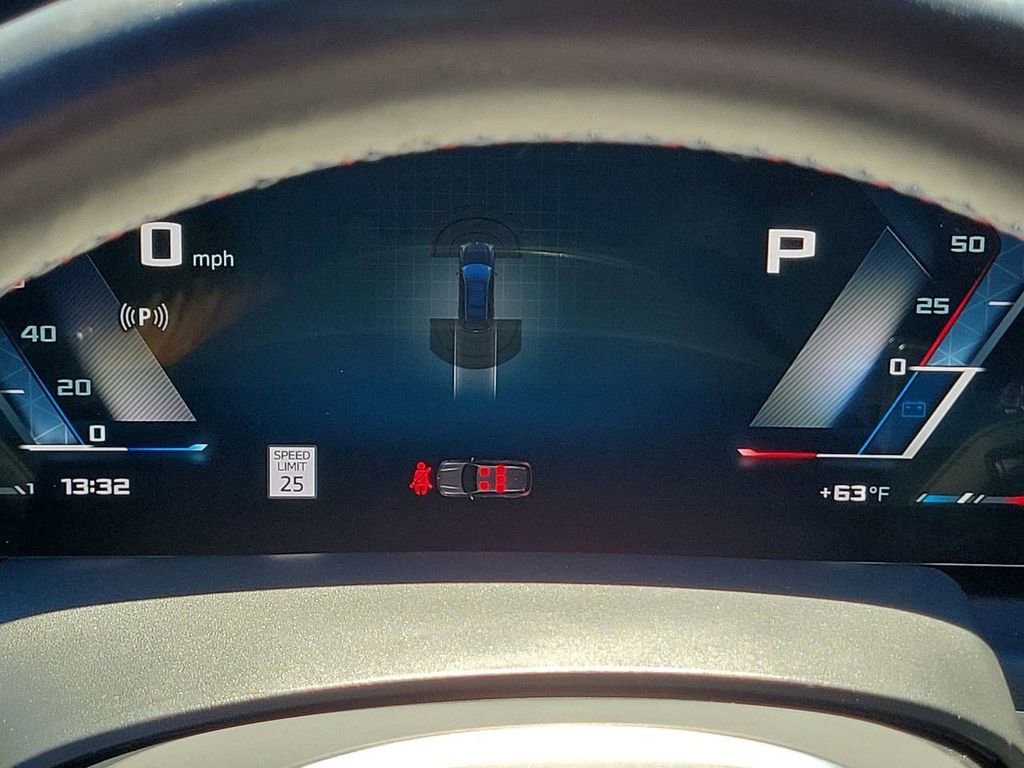 Used 2025 BMW X7 M60i image 35