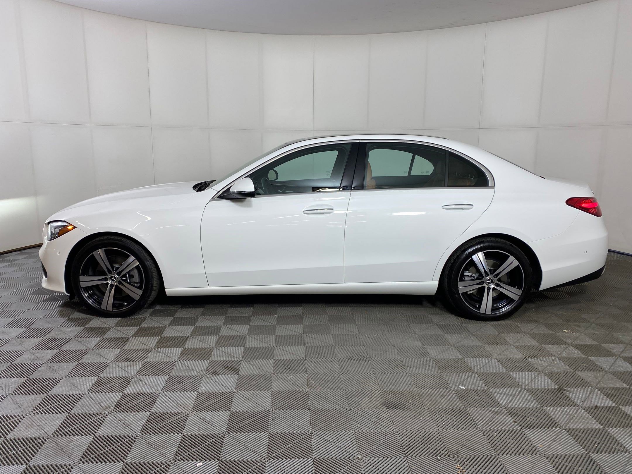 Certified 2025 Mercedes-Benz C 300 4MATIC Sedan video 2