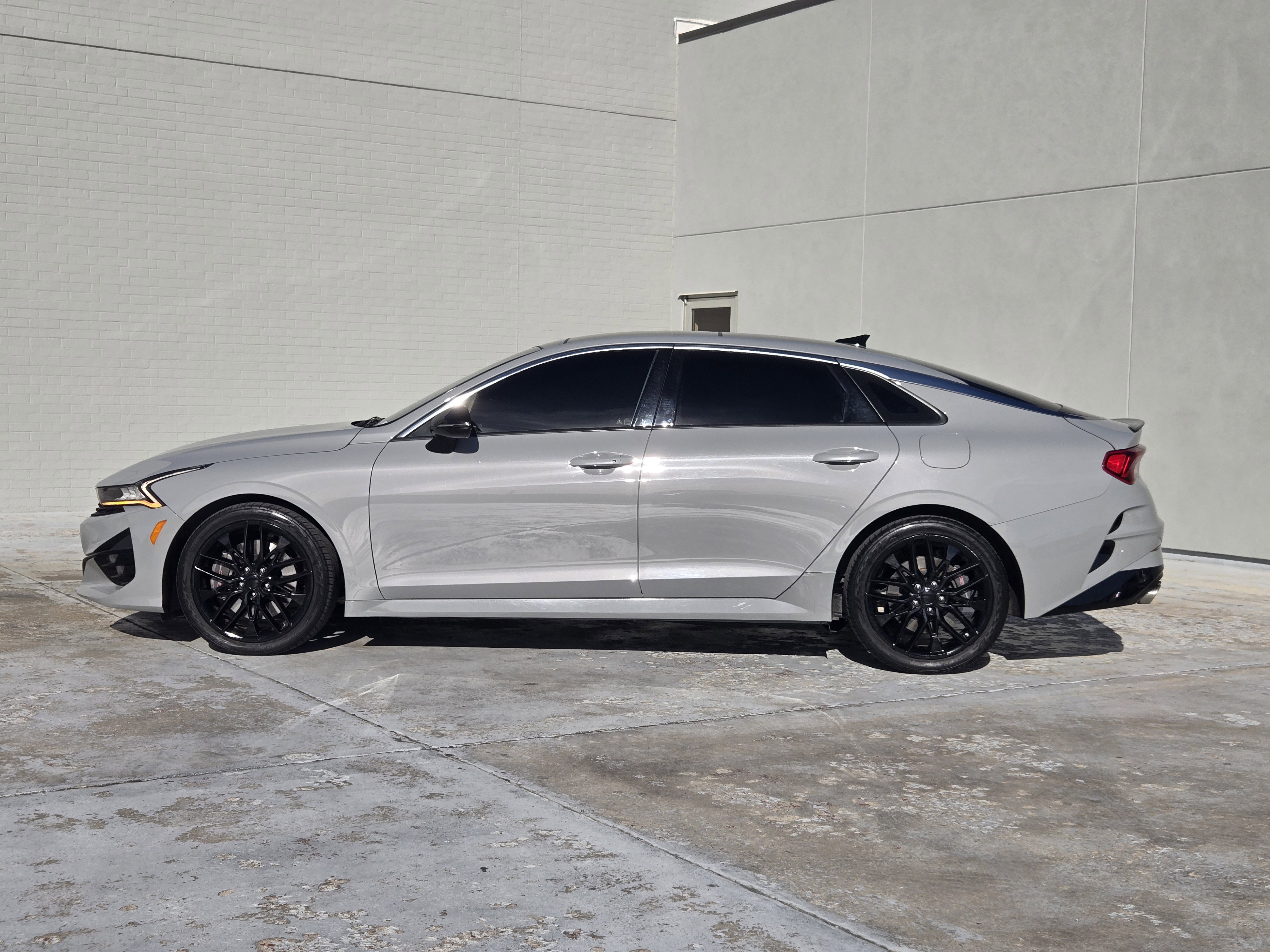 Used 2023 Kia K5 GT image 5