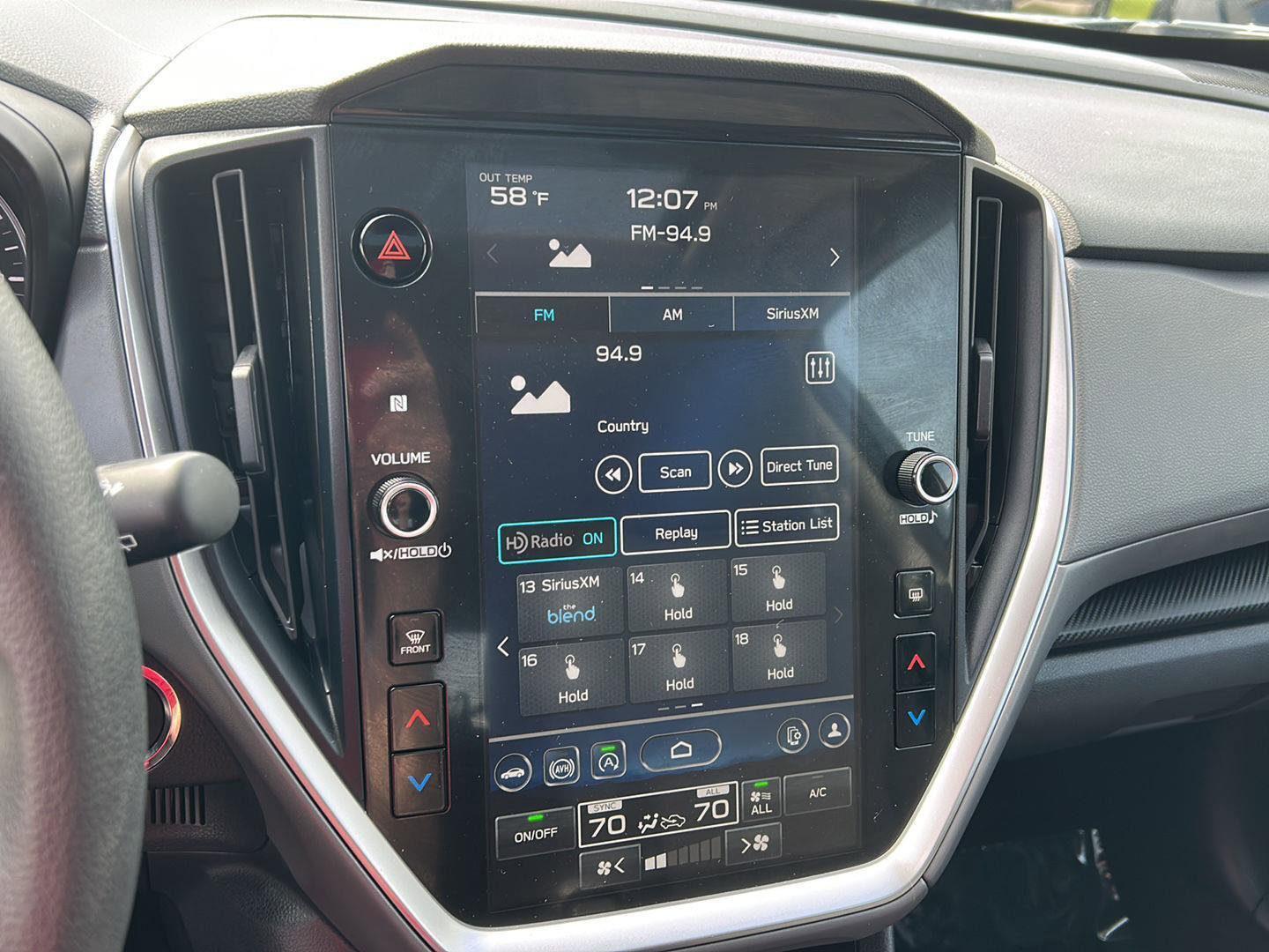 Used 2025 Subaru Crosstrek 2.0i Premium image 17