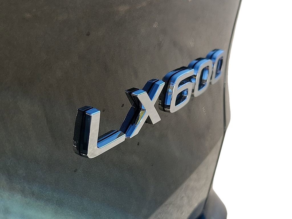 New 2025 Lexus LX 600 4WD w/ Luxury Package image 11